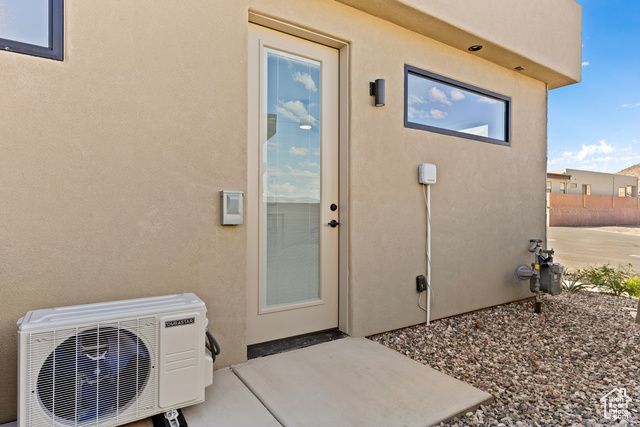 575 S 1800 W, Hurricane, UT 84737