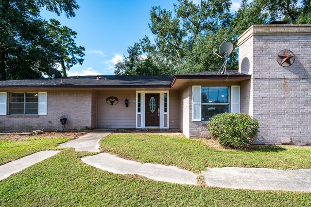 15776 Fm 3083 Road, Conroe, TX 77302