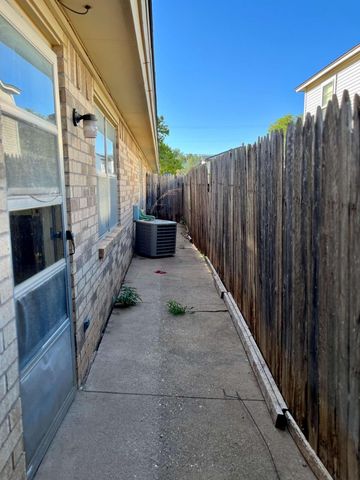 2308 74th Street, C3, Lubbock, TX 79423