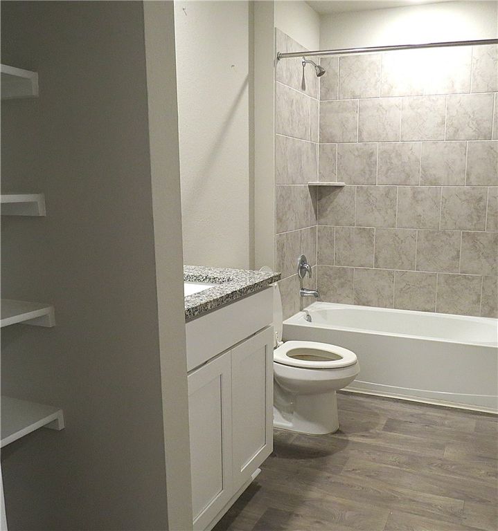 2419 Divot Lane, Navasota, TX 77868 — photo 5