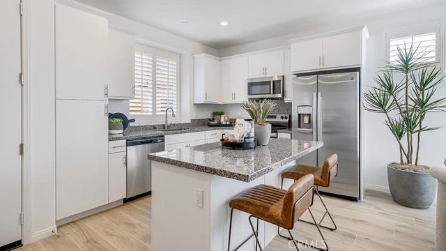 1212 Yeager Avenue, Rialto, CA 92376