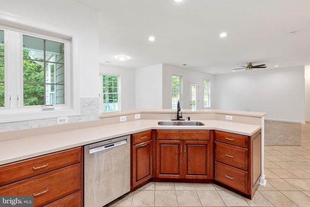 7235 TOKEN VALLEY RD, Manassas, VA 20112