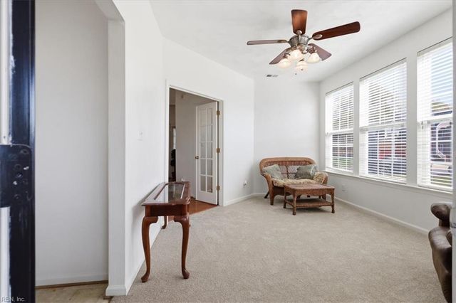 2226 Harton LN, Chesapeake, VA 23323