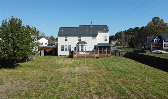 2226 Harton LN, Chesapeake, VA 23323