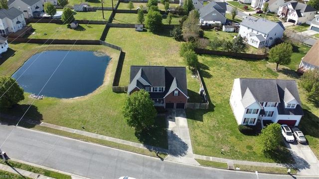 2226 Harton LN, Chesapeake, VA 23323