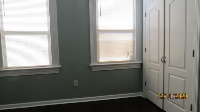 811 28th Street A, Galveston, TX 77550