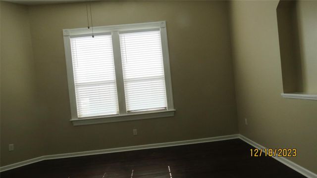 811 28th Street A, Galveston, TX 77550