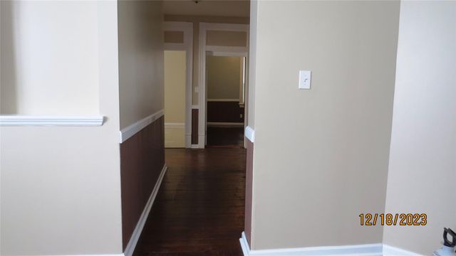 811 28th Street A, Galveston, TX 77550