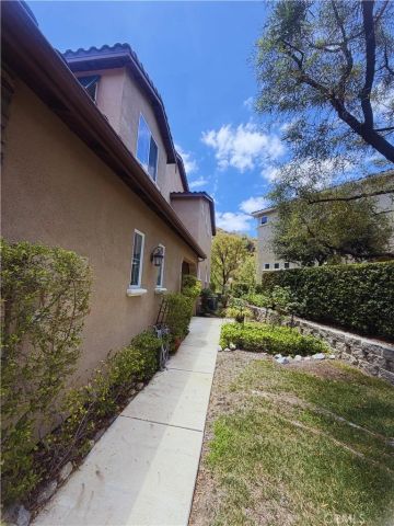 23803 La Posta Court, Corona, CA 92883