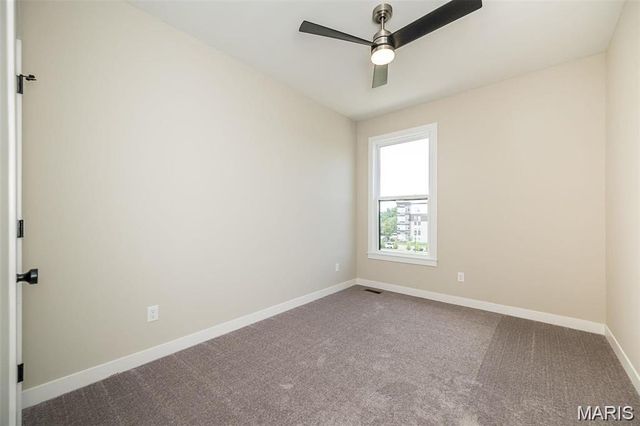 1347 W Gateway Heights W 53-603, Richmond Heights, MO 63144