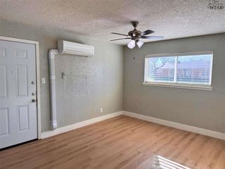 1710 10TH STREET, Wichita Falls, TX 76301