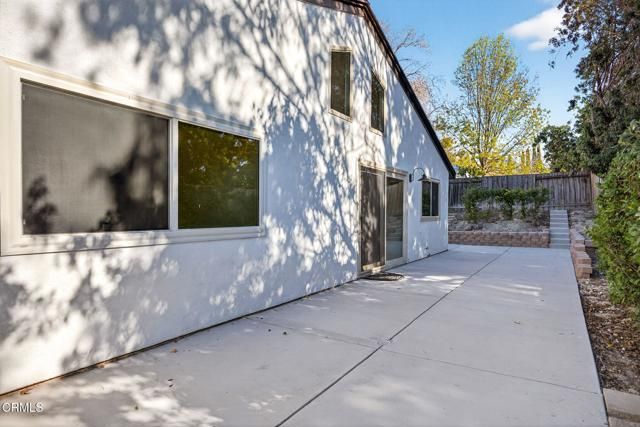 1970 Smokewood Court, Thousand Oaks, CA 91362