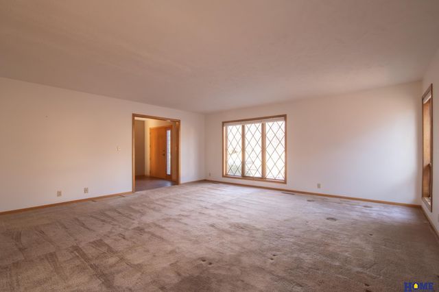 1205 Evergreen Drive, Lincoln, NE 68510