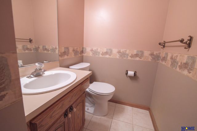 1205 Evergreen Drive, Lincoln, NE 68510