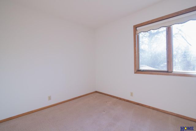 1205 Evergreen Drive, Lincoln, NE 68510