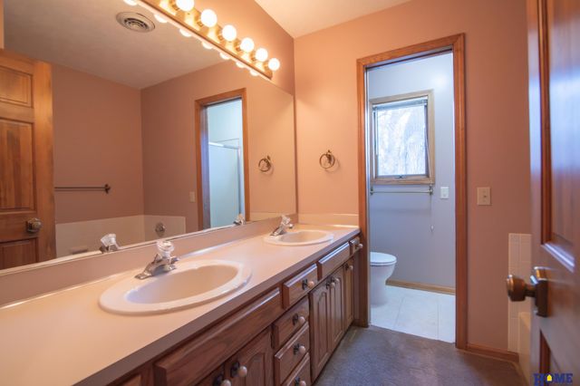 1205 Evergreen Drive, Lincoln, NE 68510