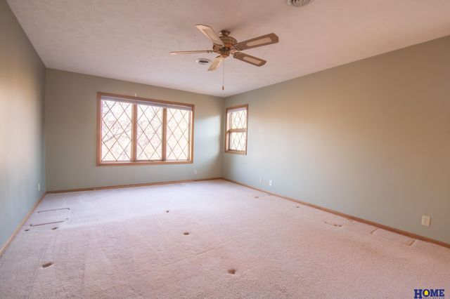 1205 Evergreen Drive, Lincoln, NE 68510