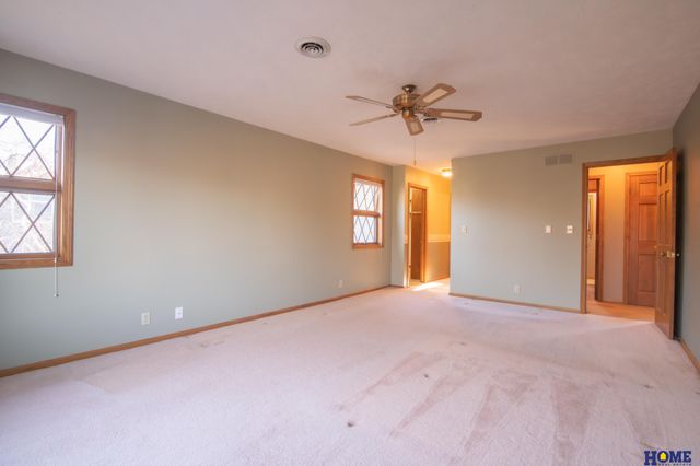 1205 Evergreen Drive, Lincoln, NE 68510