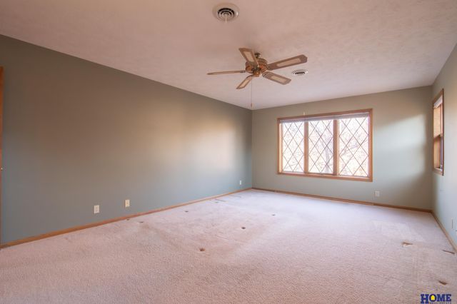 1205 Evergreen Drive, Lincoln, NE 68510