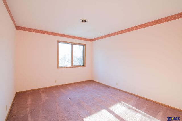 1205 Evergreen Drive, Lincoln, NE 68510