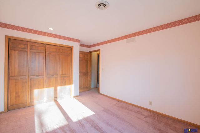 1205 Evergreen Drive, Lincoln, NE 68510