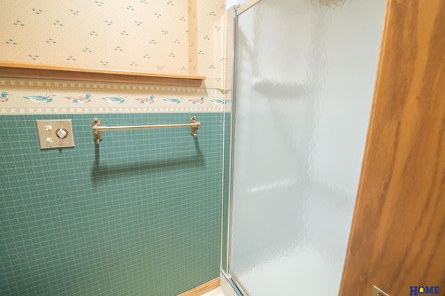 1205 Evergreen Drive, Lincoln, NE 68510