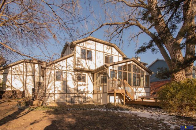 1205 Evergreen Drive, Lincoln, NE 68510