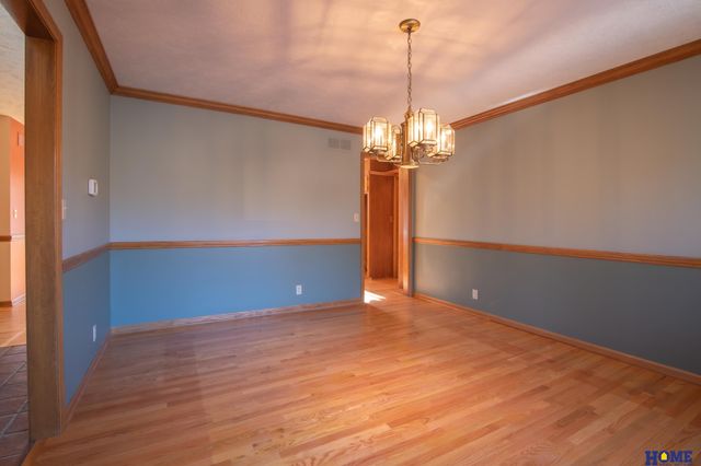 1205 Evergreen Drive, Lincoln, NE 68510