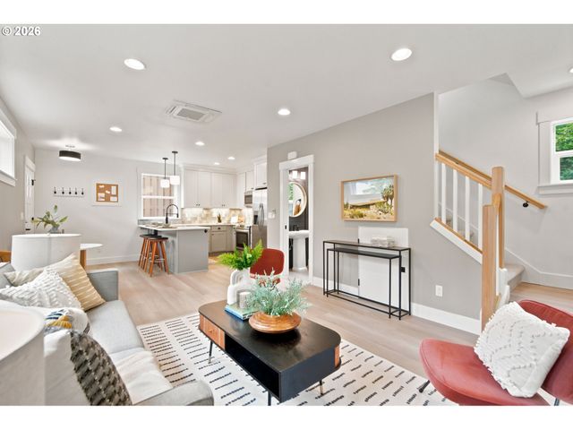 3395 Se 43rd Ave B, Portland, OR 97202