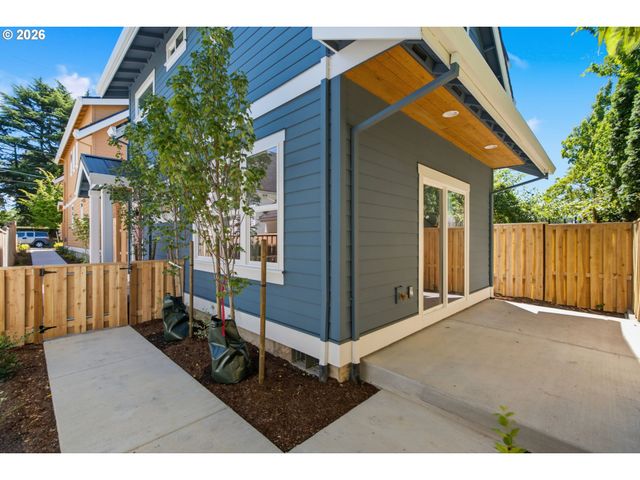 3395 Se 43rd Ave B, Portland, OR 97202