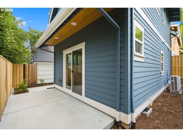 3395 Se 43rd Ave B, Portland, OR 97202