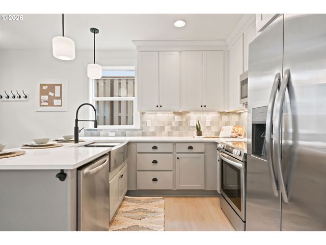 3395 Se 43rd Ave B, Portland, OR 97202