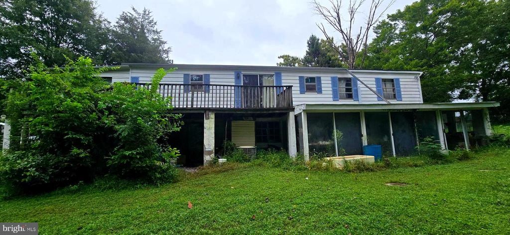 210 BUCKLER RD, Huntingtown, MD 20639
