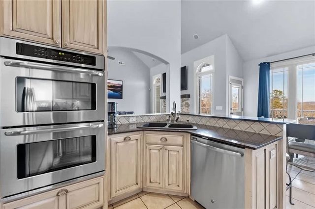 38 Riviera Drive, Rogers, AR 72756