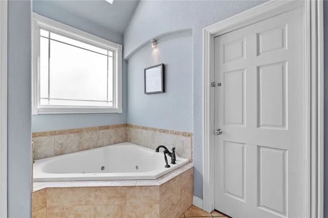 38 Riviera Drive, Rogers, AR 72756