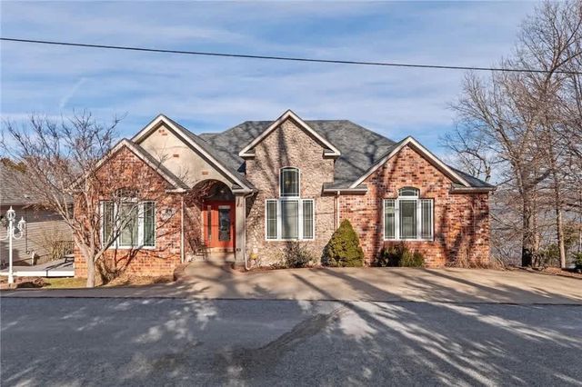 38 Riviera Drive, Rogers, AR 72756