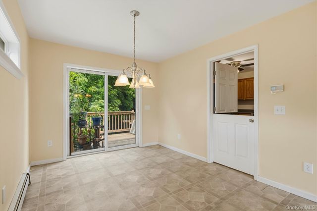 39 Overlook Road, Monroe, NY 10950