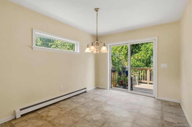 39 Overlook Road, Monroe, NY 10950