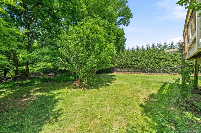 39 Overlook Road, Monroe, NY 10950