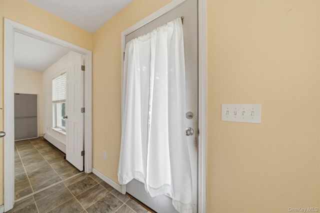 39 Overlook Road, Monroe, NY 10950