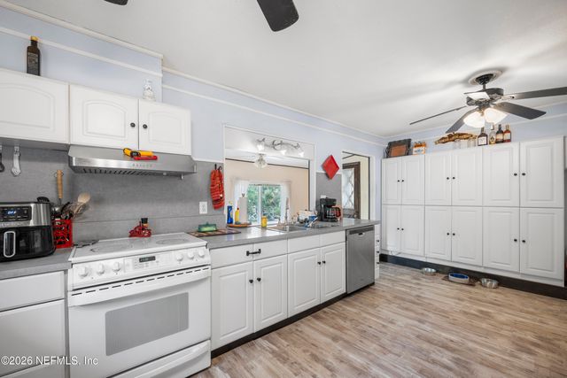 212 WESLEY Road, Green Cove Springs, FL 32043
