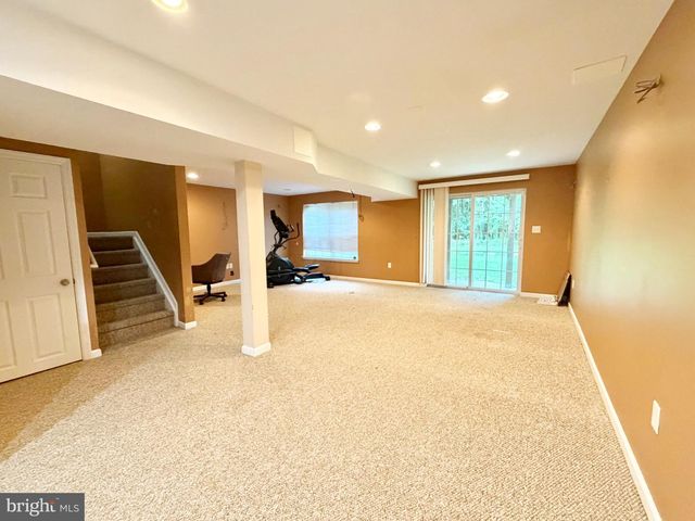 224 FOUNTAYNE LN, Lawrenceville, NJ 08648
