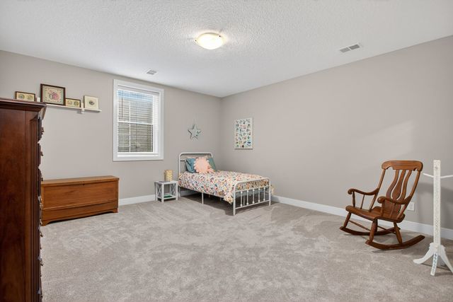 5912 Pigeon Creek Road, Bettendorf, IA 52722