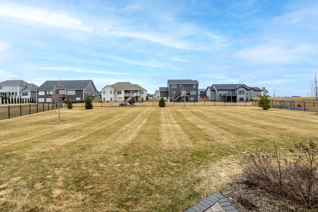 5912 Pigeon Creek Road, Bettendorf, IA 52722