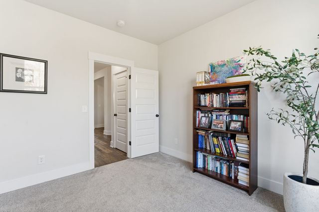 268 Christine Dr, Lebanon, TN 37087