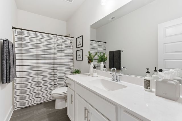 268 Christine Dr, Lebanon, TN 37087