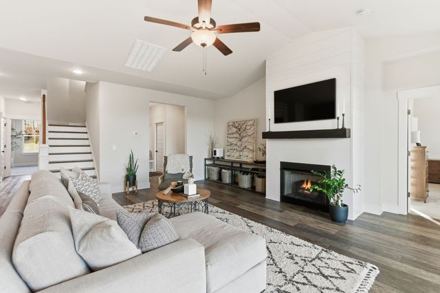 268 Christine Dr, Lebanon, TN 37087