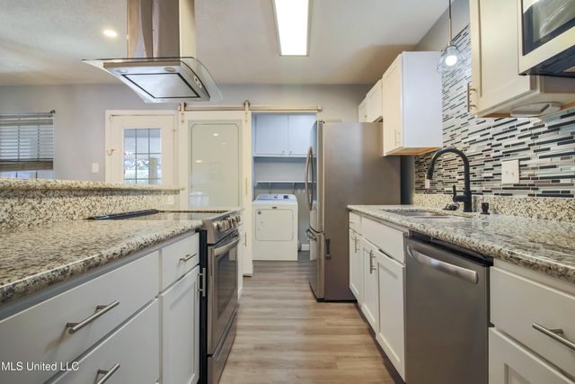 15425 Woody Drive, Gulfport, MS 39503