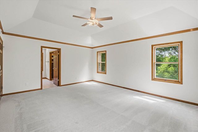 546 Beechwood DRIVE, Cedarburg, WI 53012