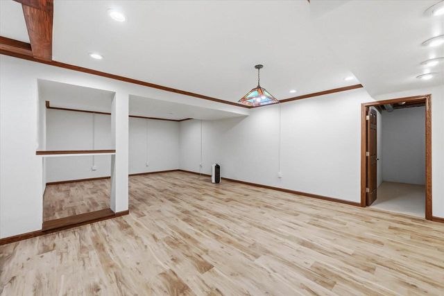 546 Beechwood DRIVE, Cedarburg, WI 53012